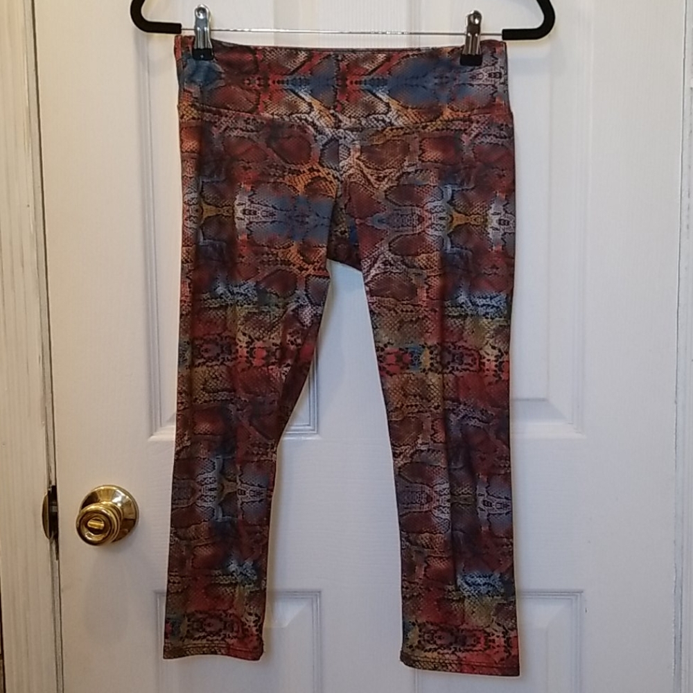 Onzie Multicolored Python Print Cropped Legging - image 1